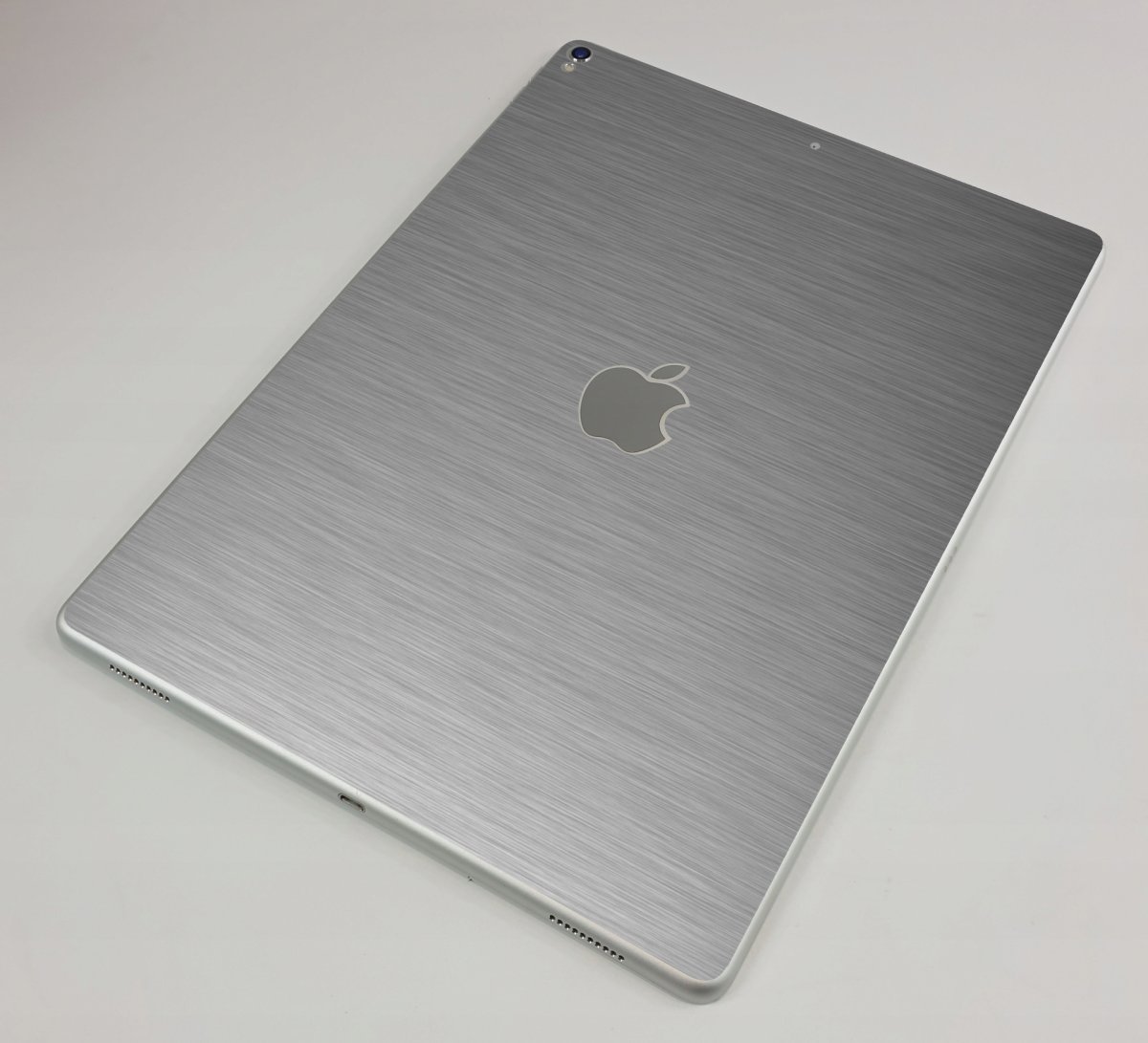 Apple iPad Pro 12.9" 2ND Gen. (Wifi) A1670   MTS#2 (SILVER) Laptop Skin