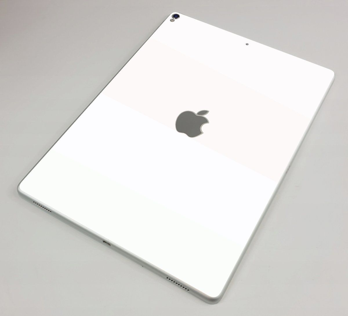 Apple iPad Pro 12.9" 2ND Gen. (Wifi) A1670   WHITE Laptop Skin