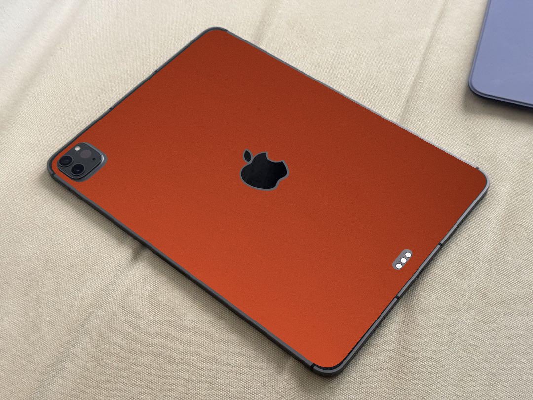 Apple iPad Pro 11" 3RD Gen. (Wifi / Cell) A2301   CHROME RED  Laptop Skin