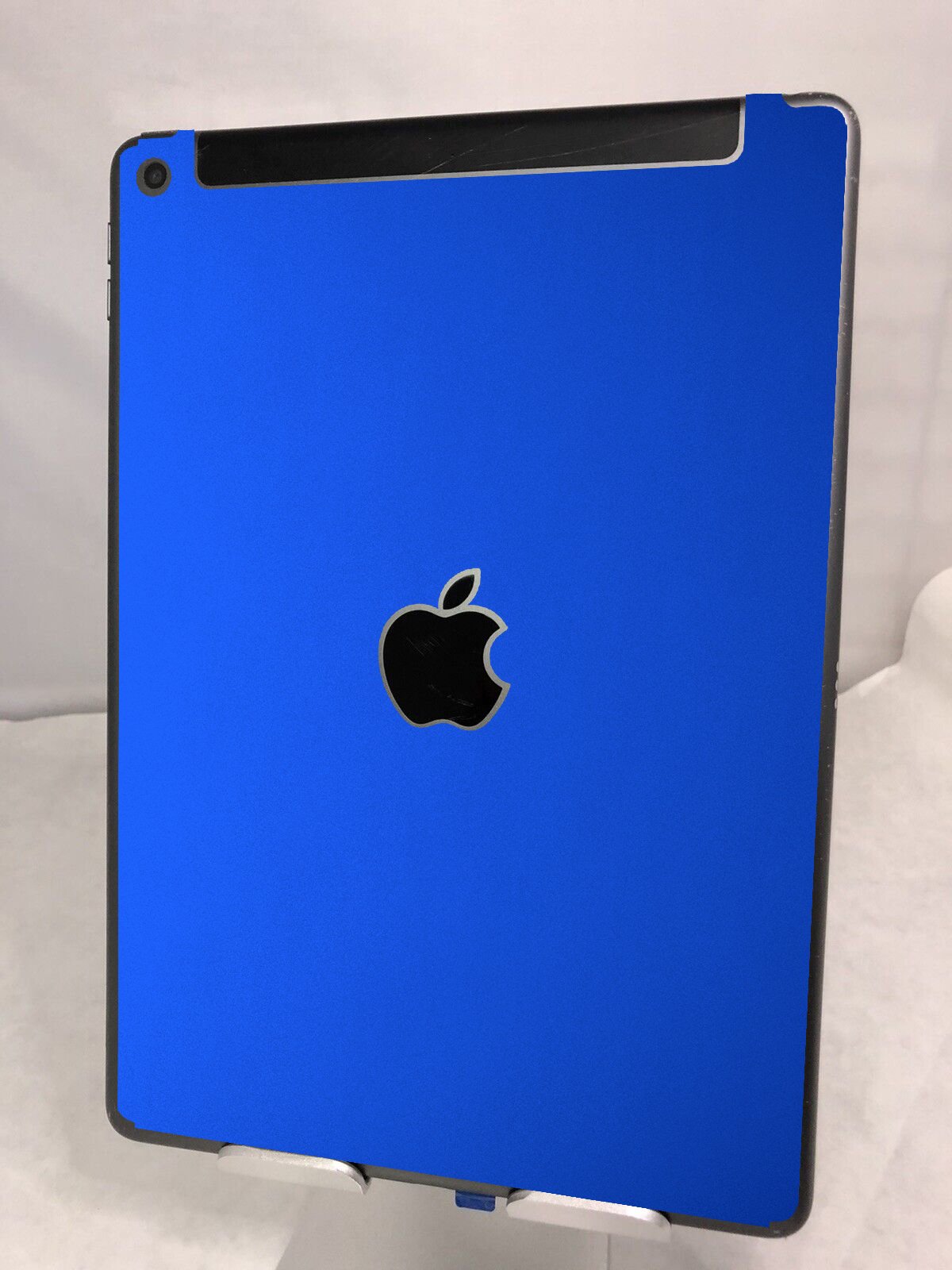 Apple iPad 8th Gen. (Wifi, Cell) A2428   CHROME BLUE Laptop Skin