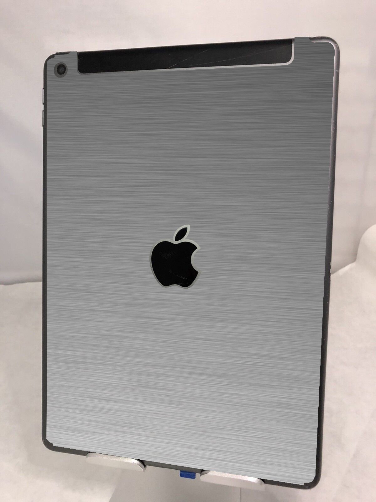 Apple iPad 8th Gen. (Wifi, Cell) A2428   MTS#2 (SILVER) Laptop Skin