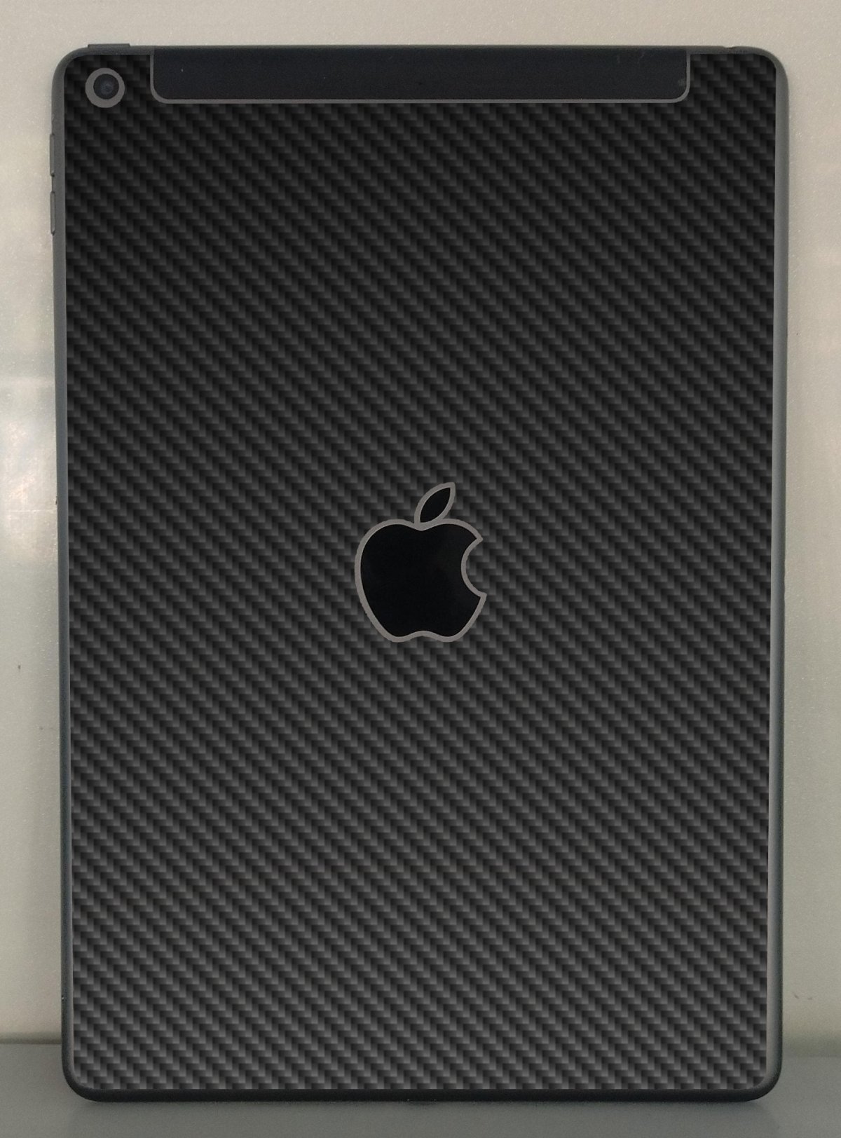 Apple iPad 10.2" 9th Gen. A2604 (Wifi, Cell)   BLACK CARBON FIBER Laptop Skin