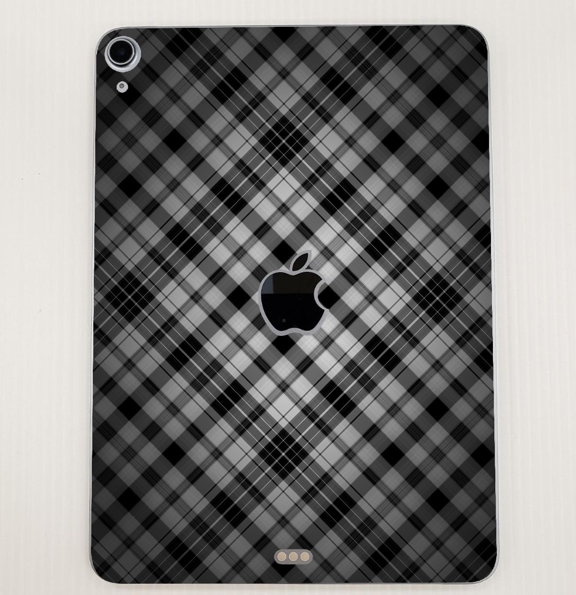 Apple iPad Air 10.9" 4th Gen. A2316  POSH PLAID Laptop Skin