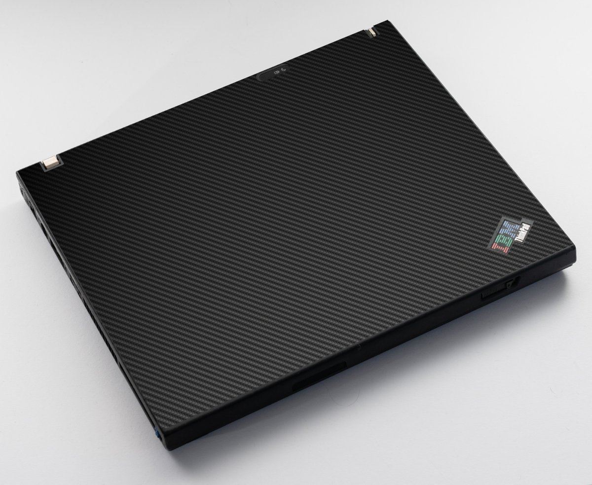 ThinkPad T40 BLACK CARBON FIBER Laptop Skin